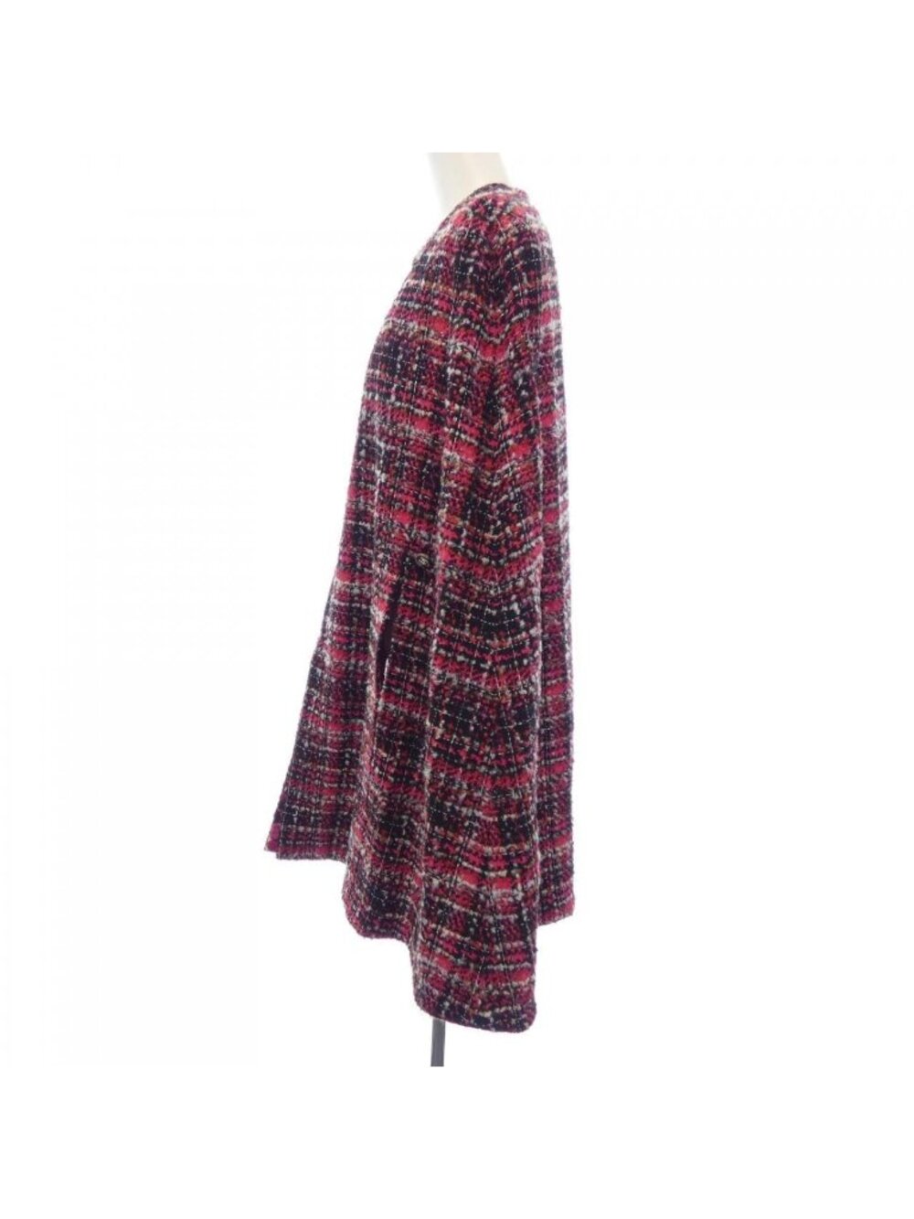 Chanel Cape Red - Picture 8 of 9